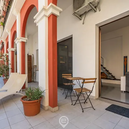 The Bright Apartamento Cagliari